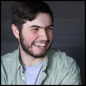 Ryan Simòn : Business Development Associate